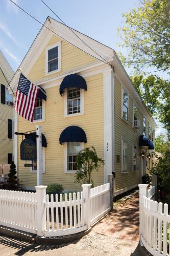 Portsmouth Bed & Breakfast | Martin Hill Inn