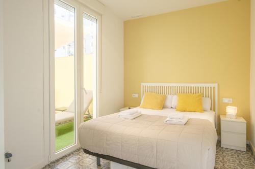 La Petxina Apartment | Marvellous Apt with a Large Private Terrace