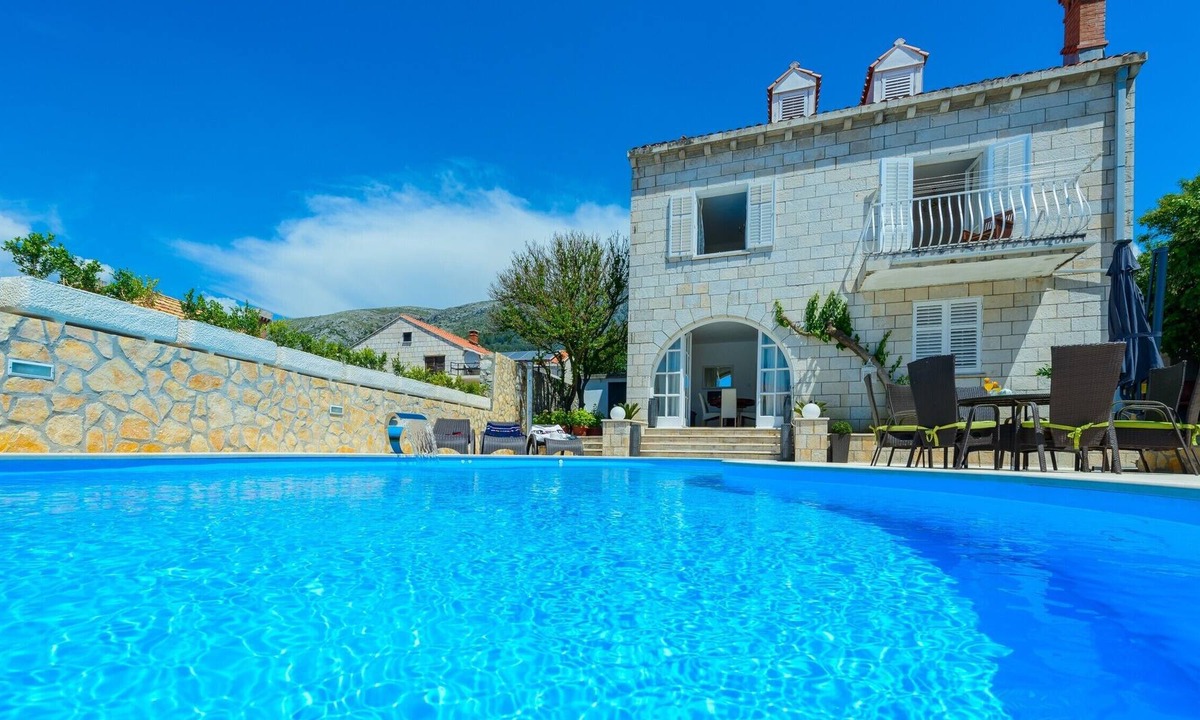 Pile Villa | Marvellous Dubrovnik Villa | Villa Ida | 5 Bedrooms | Swimming Pool | Sea Views