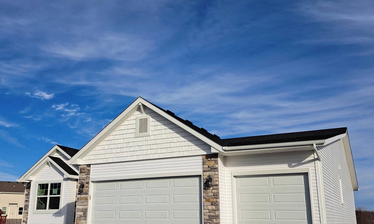 Afton House | Marvelous 3-bedroom house in Loves Park, IL