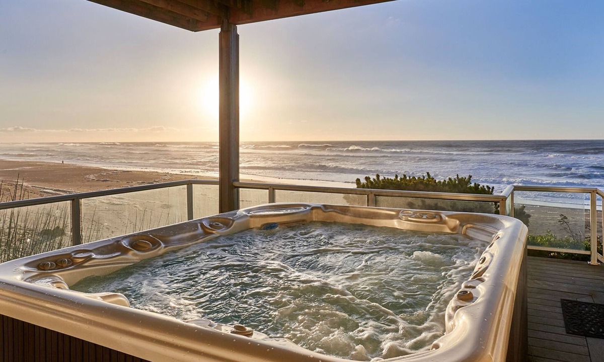 Gleneden Beach House | Marvelous OCEANFRONT, Spectacular Views, 9 beds, 8.5 baths