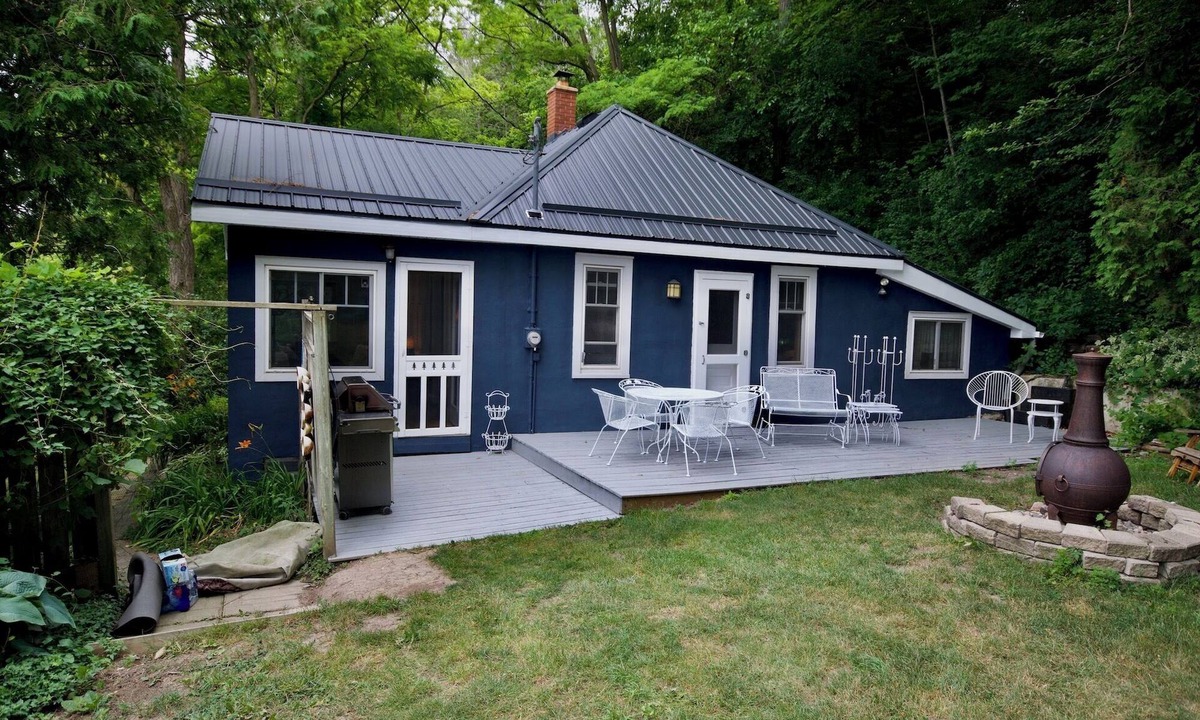 Port Albert Cottage | Mary's Cottage: Private And Cozy!