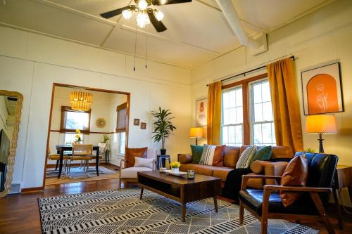 Iola House | Mary's Place