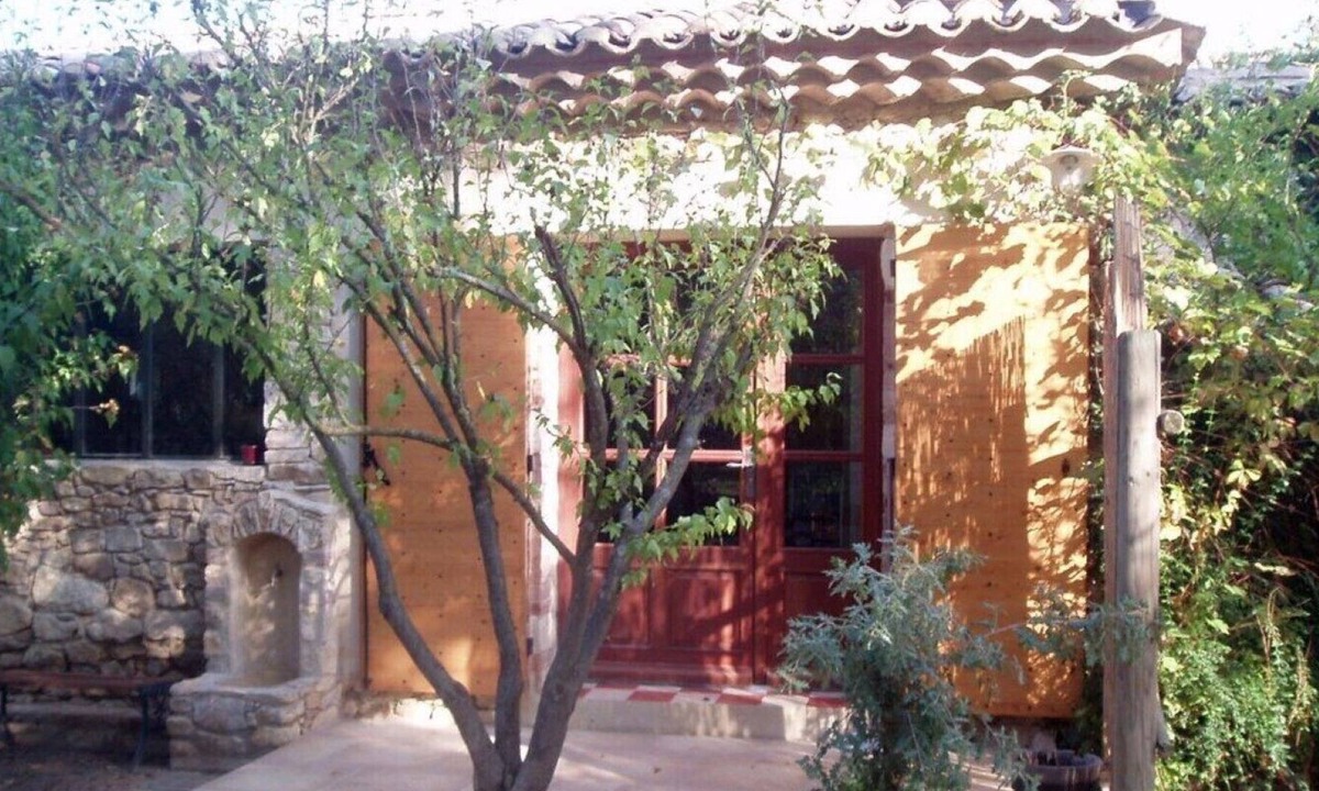 Sabran House | Mas de Faviérette - The Vaults