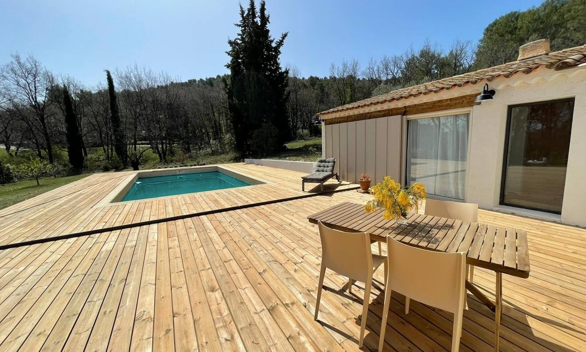 Le Puy-Sainte-Reparade House | mas de la Pivoine