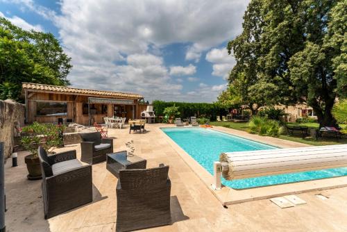 Pont-Saint-Esprit House | Mas de la Tontine