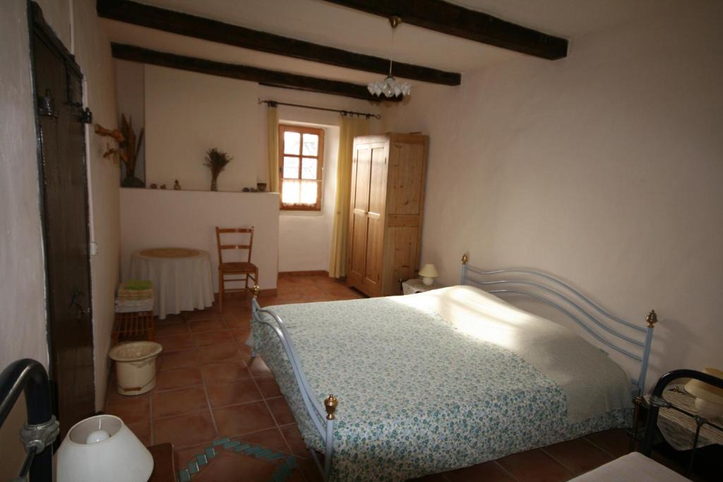 Tornac Bed & Breakfast | Mas des Tours chambre d´hôtes
