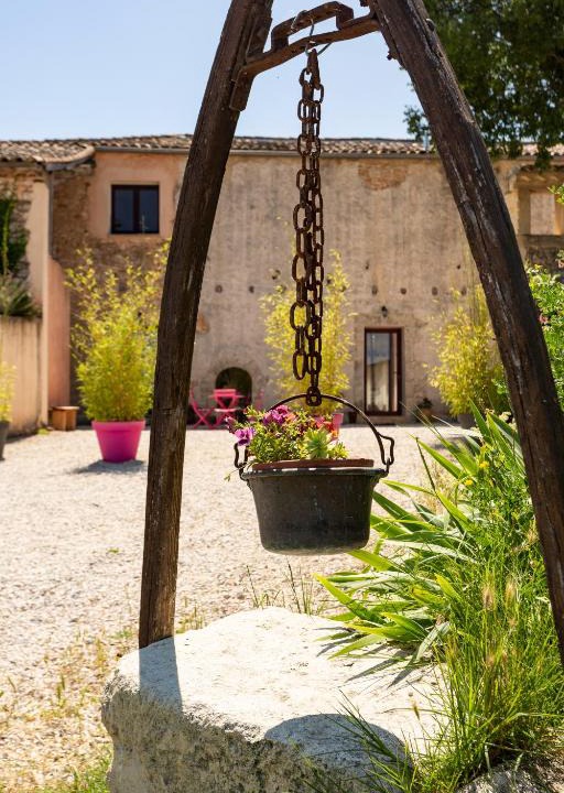 Galargues House | Mas du Cres Gîte