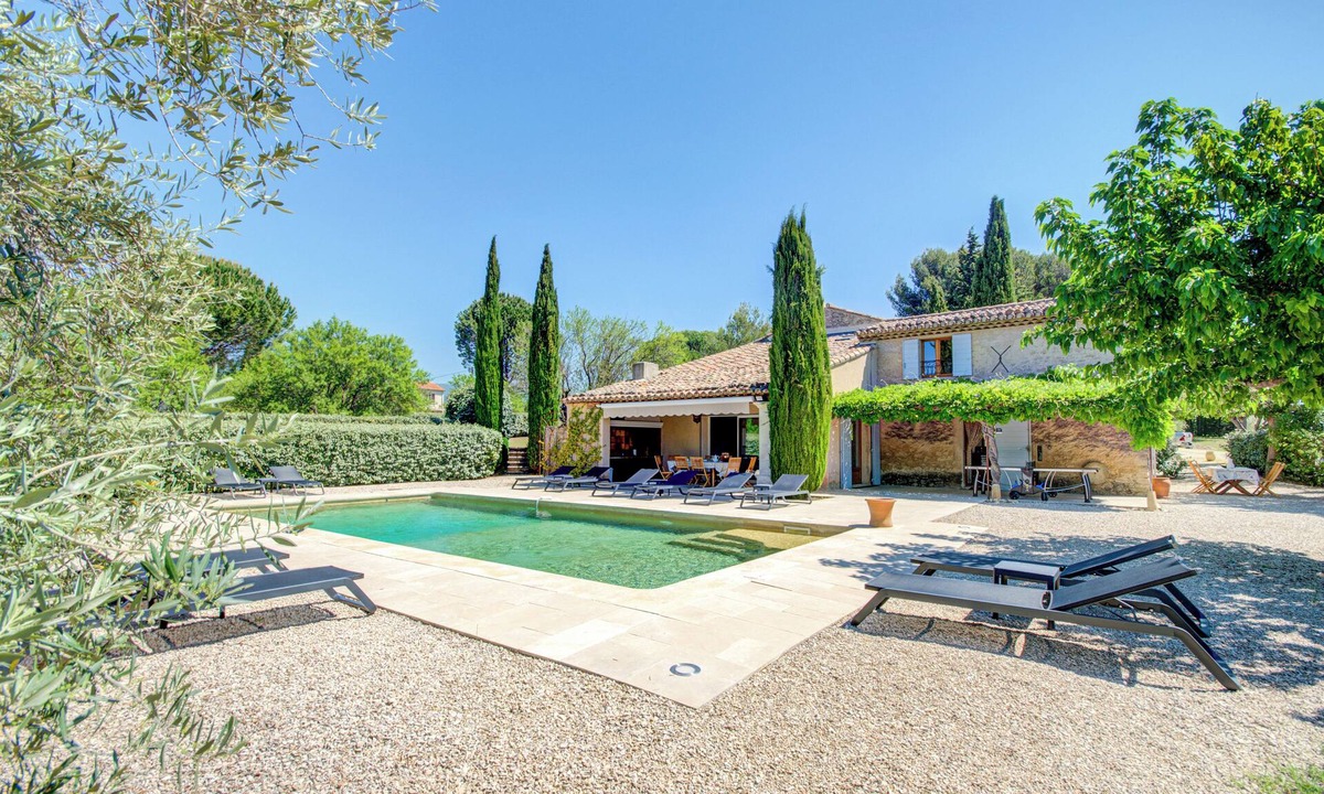 Cucuron House | Mas du Perussier * – 11 guests, private 5x11 m swimming pool, South Luberon