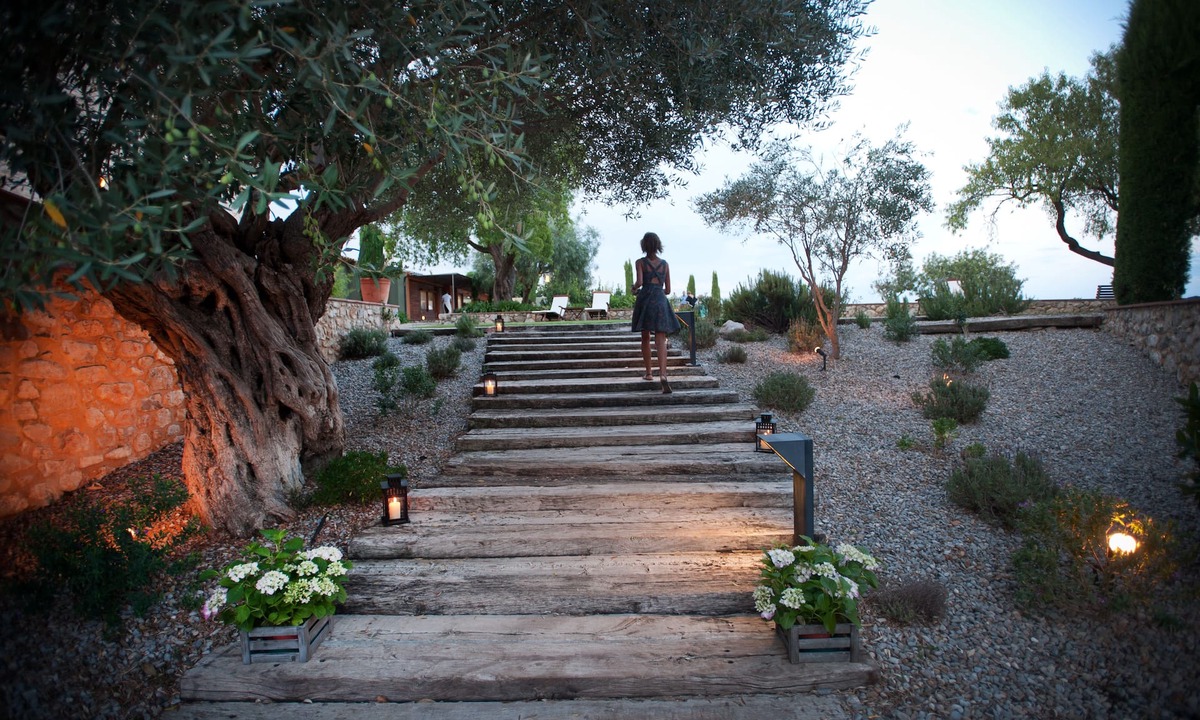Avinyonet de Puigventos Hotel | Mas Falgarona Hotel Boutique and Spa