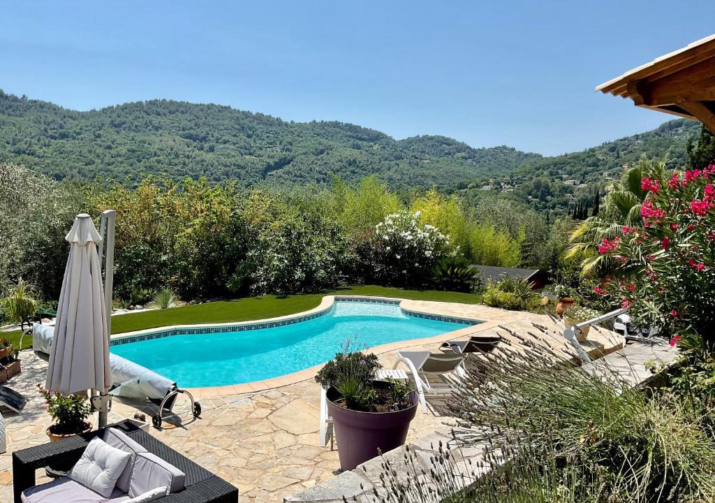 Le Bar-sur-Loup Bed & Breakfast | Mas Giro