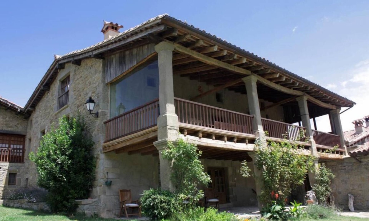 Rupit I Pruit House | Mas La Serra
