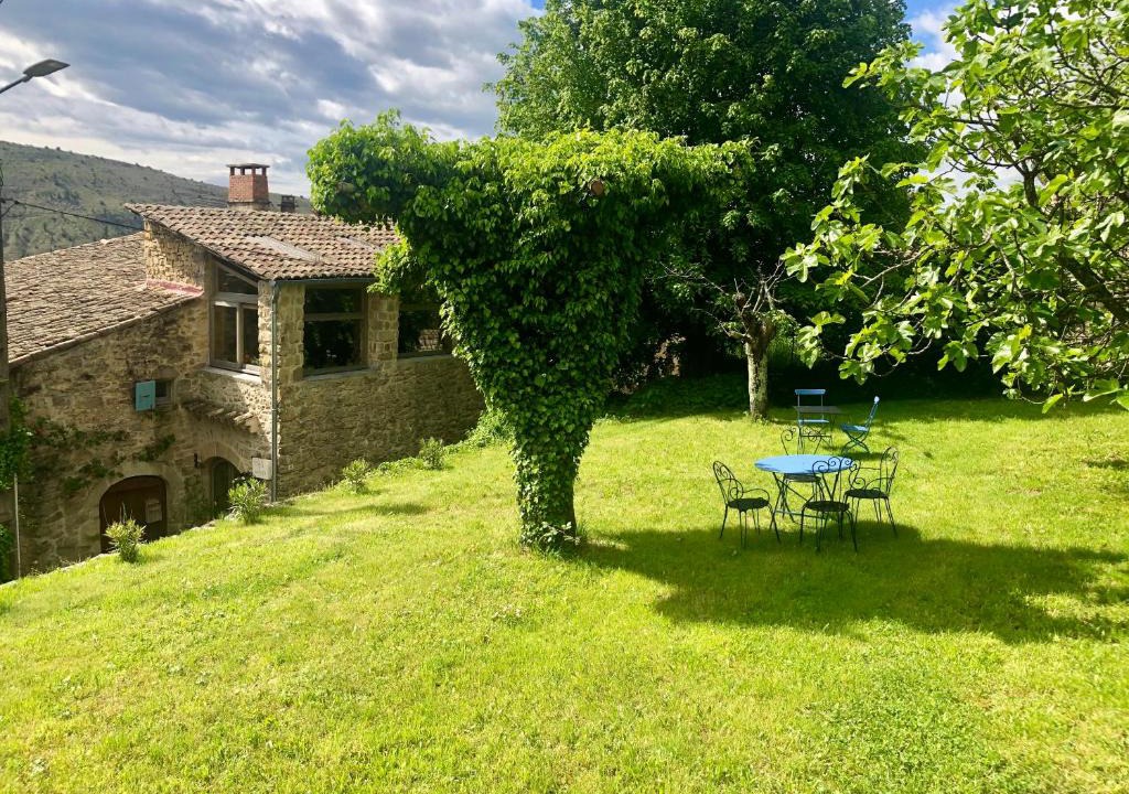 Vesseaux Bed & Breakfast | Mas le Nogier Gites Apartments