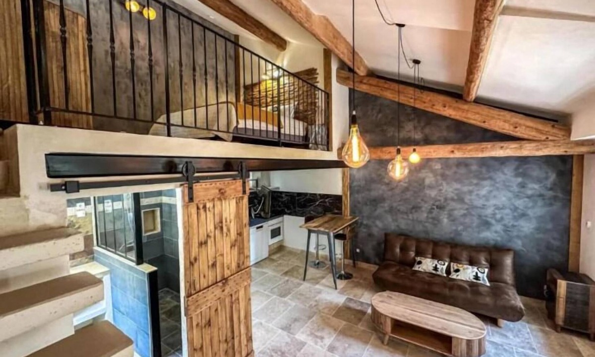 Saint-Etienne-du-Gres Hotel | Mas Leblanc des Alpilles