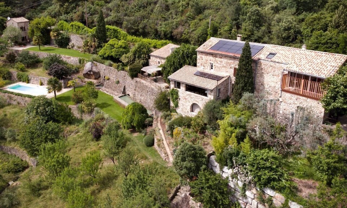Largentiere House | Mas Saint-Esprit - Reclusion with Style and Space