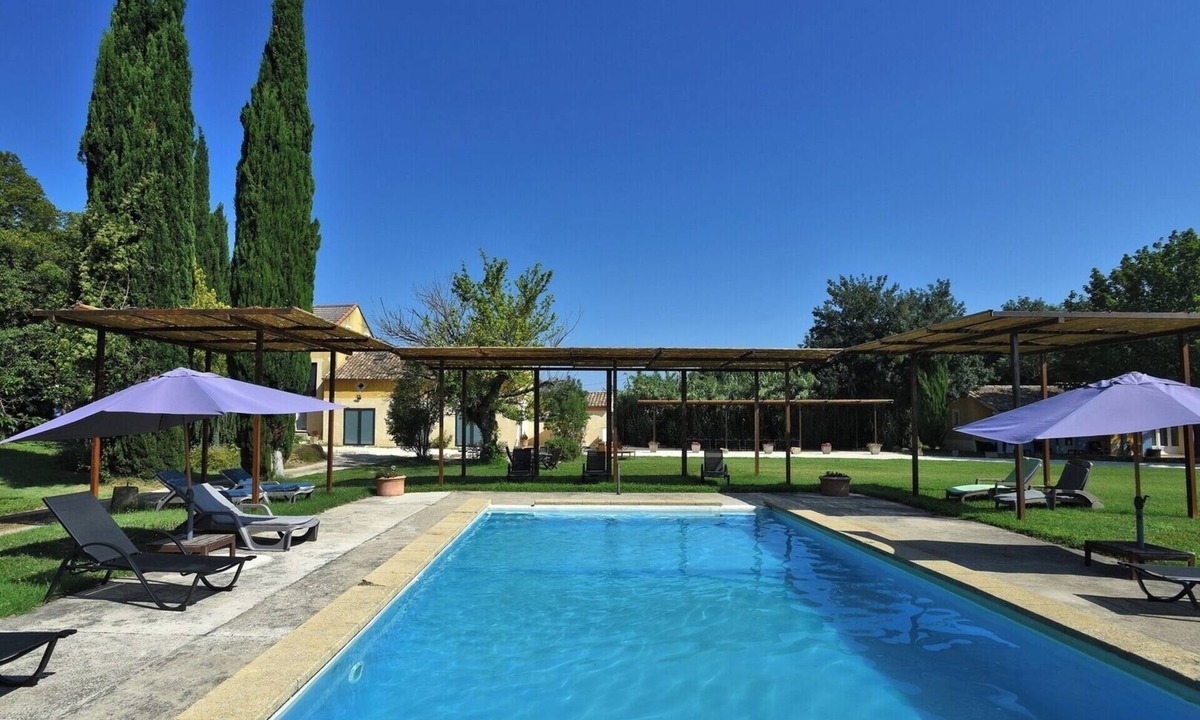 Caderousse House | Mas Solí Peaceful Provençal retreat 32 guests