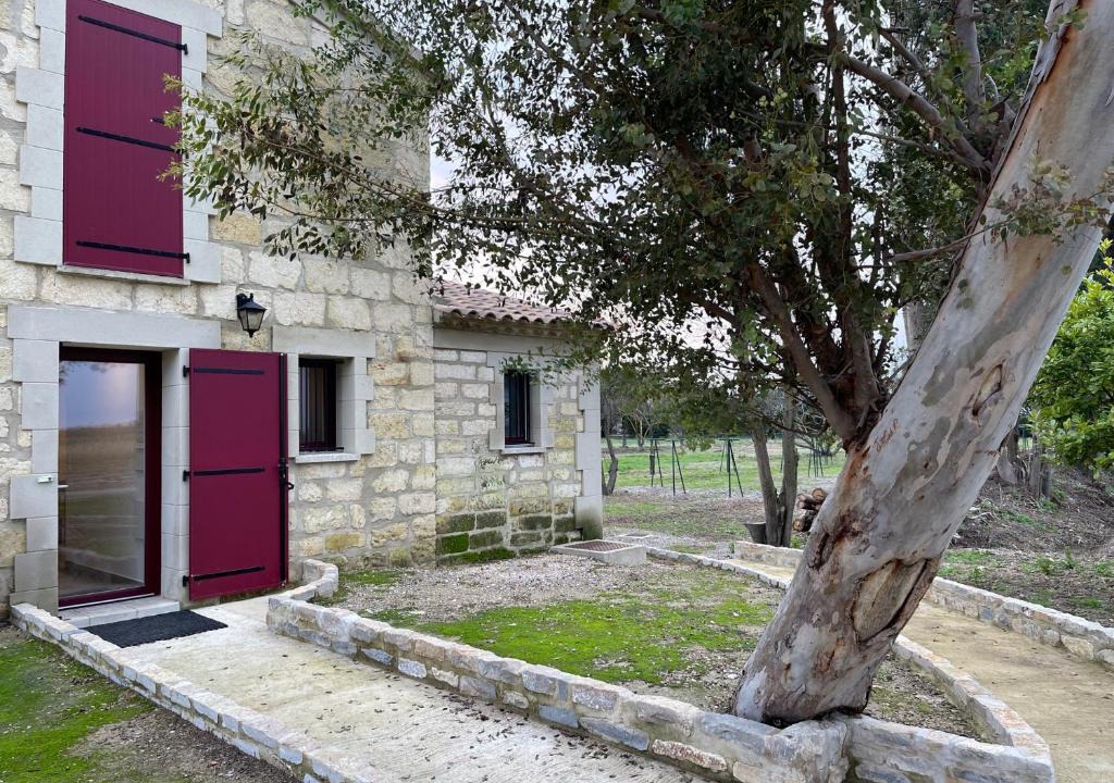 Marsillargues Apartment | Mas Tamariguieres