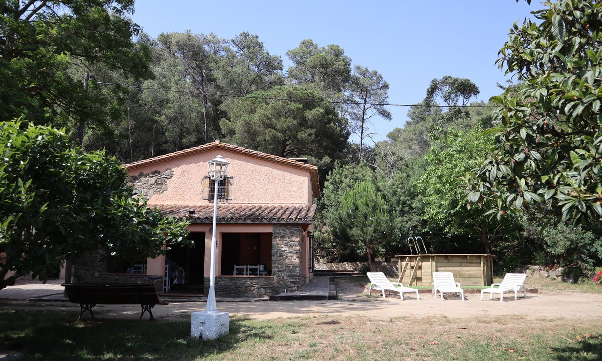 Santa Susanna House | Masia Can Ninot - Combine beach & countryside!