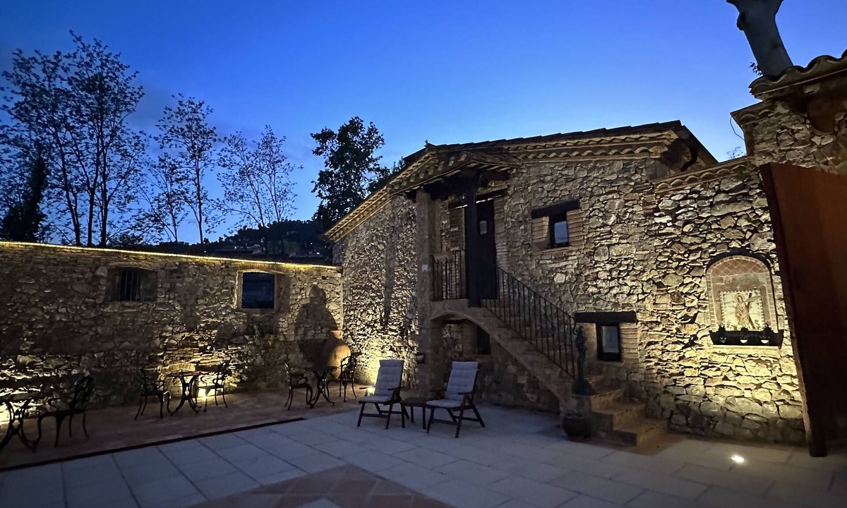 Bigues I Riells Bed & Breakfast | Masia Can Viver - Olive oil tourism B&B