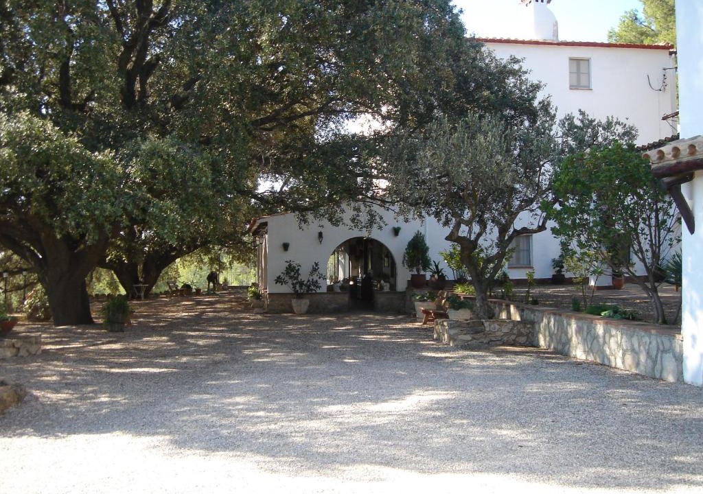 Valls Villa | Masia Rural Les Alsines