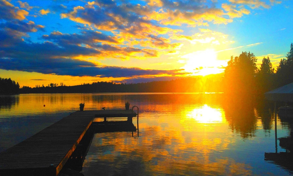 Grapeview House | Mason Lake waterfront home with private dock