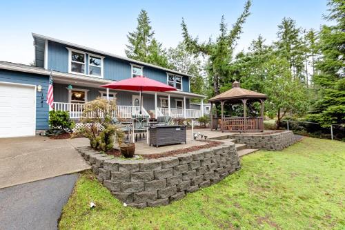 Grapeview House | Mason Magic Hideaway