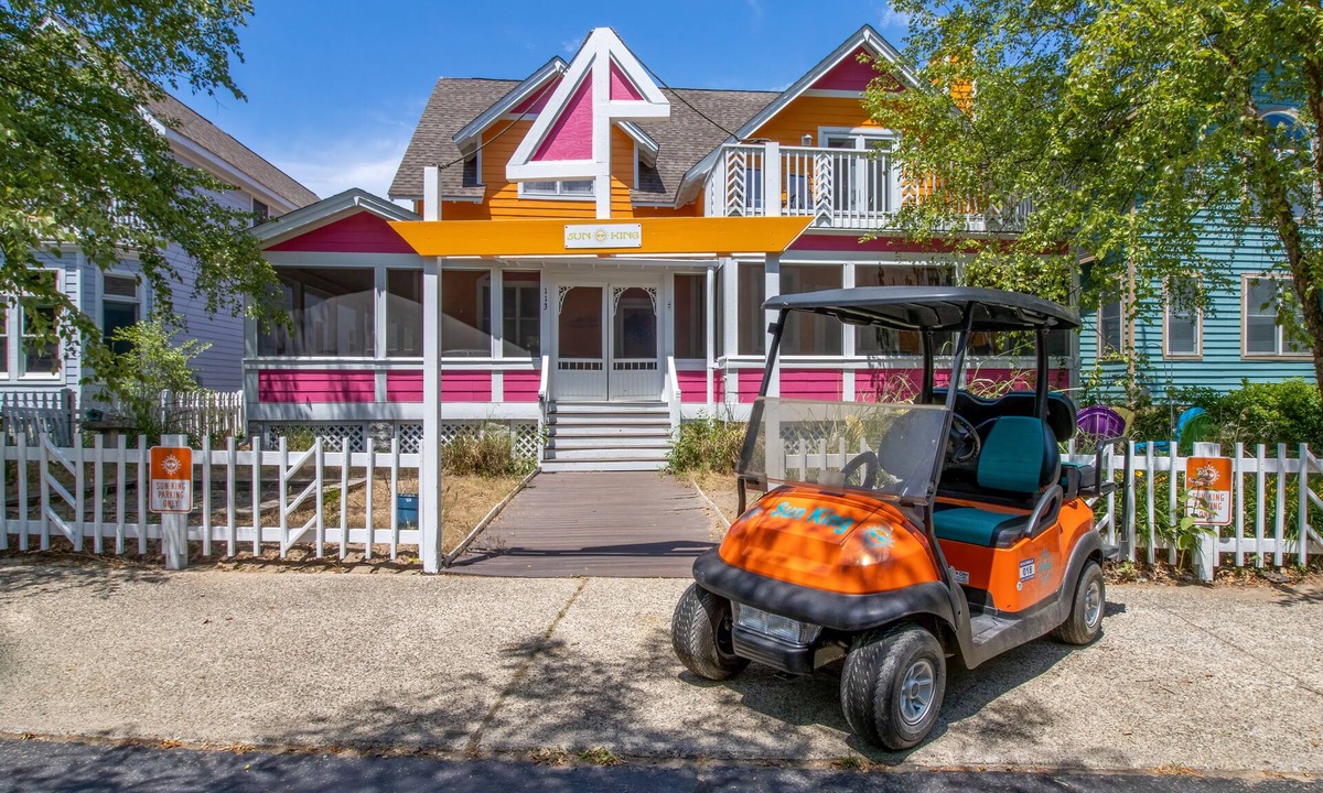 Michigan City House | Massive Beachwalk Resort Home + Pool & Golf Cart