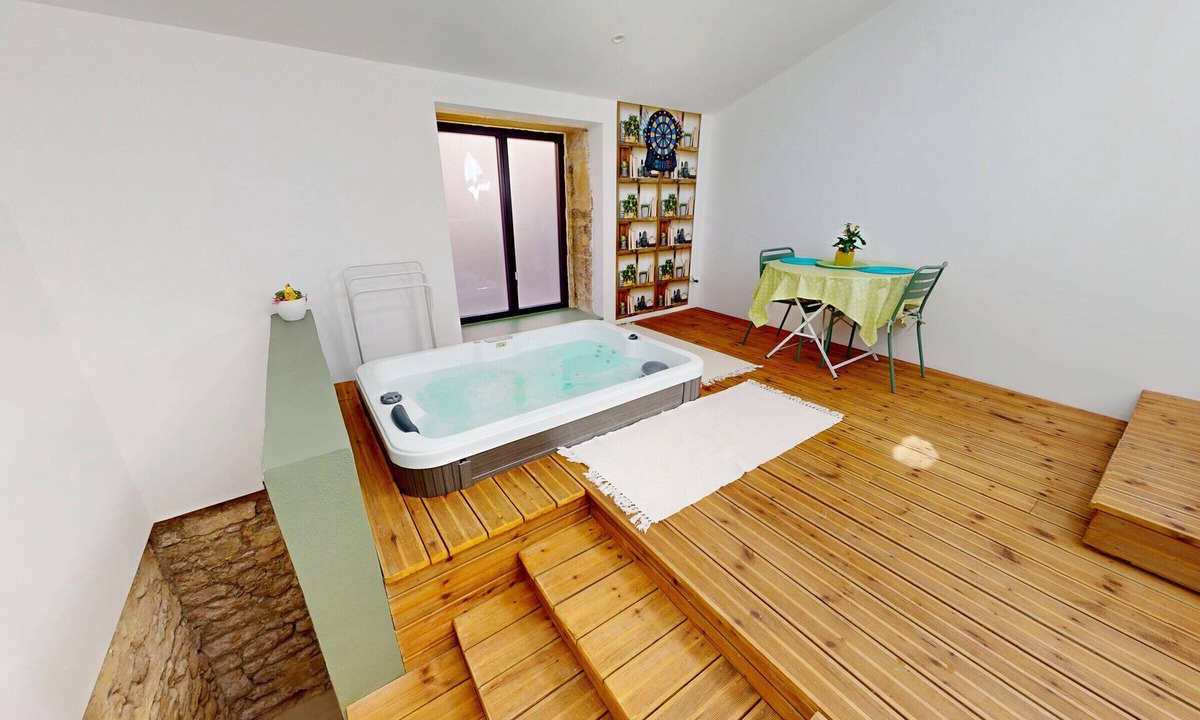 Poussan Villa | Master house in Poussan - 6 pers, spa and old charm