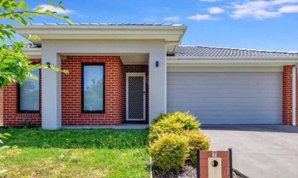 Beveridge Bed & Breakfast | Master room with Private Ensuite!