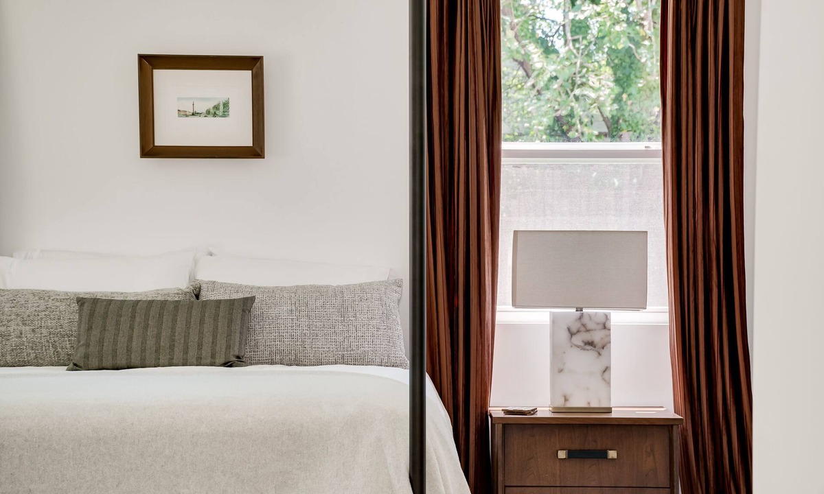 Augusta House | Masters Renal with Lake View