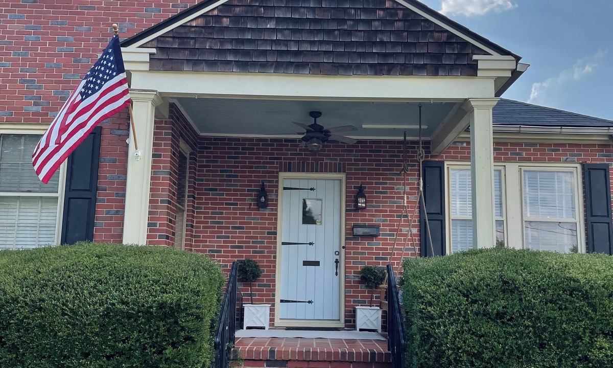 Midtown House | Masters rental - Designer MCM updated bungalow
