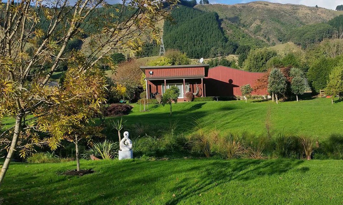 Paraparaumu Cottage | Matai Huka Boutique Accommodation