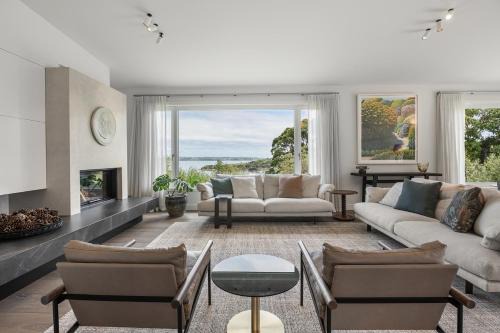 Oneroa Villa | Matiatia Millhouse