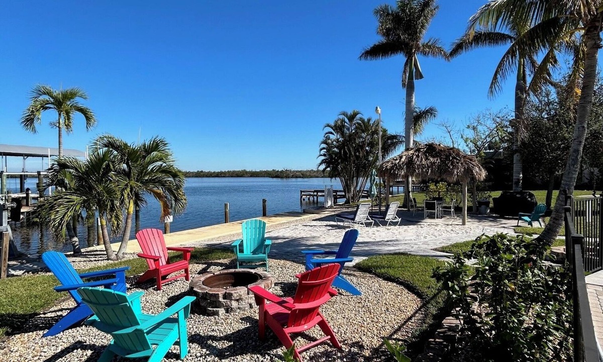 Matlacha Isles-Matlacha Shores Hotel | Matlacha on Shoreview