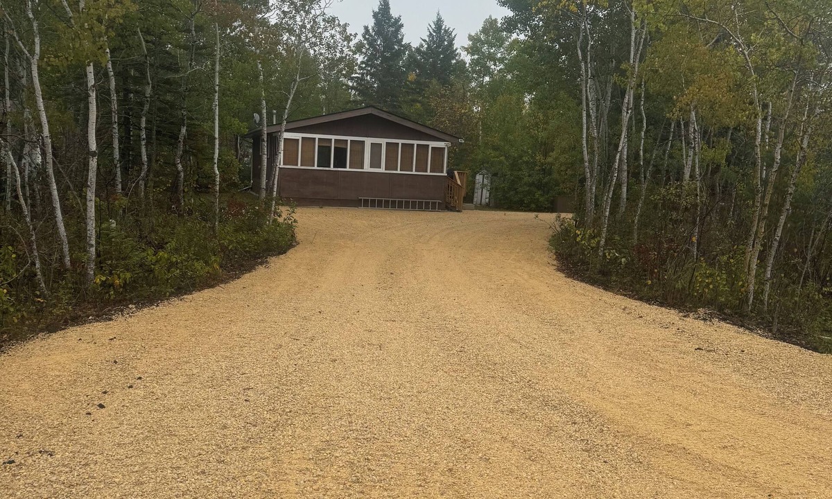St. Andrews Cabin | Matlock Cabin- Lake Winnipeg Retreat