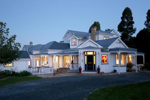 Cambridge Bed & Breakfast | Maungakawa Villa