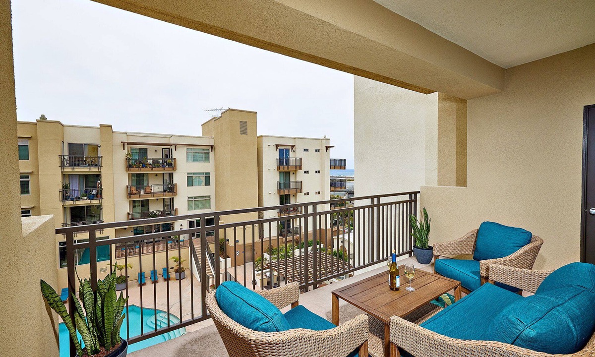 Renaissance Ter Apartment | May discounted Ocean View with AC