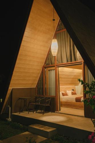 Praya Barat Hotel | Maya Ocean Resort