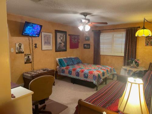 Shallowater House | Mayan Room