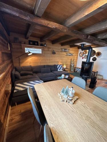 Vernamiege Ski Chalet | Mayen unique et authentique