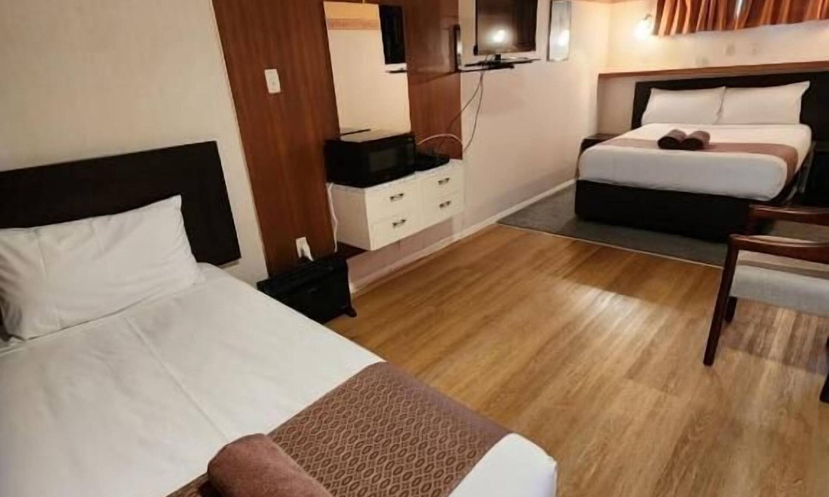 Tokoroa Hotel | Mayfair Court Motel