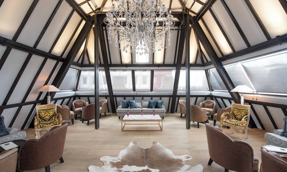 Adelaide Central Business District Hotel | Mayfair Hotel Adelaide