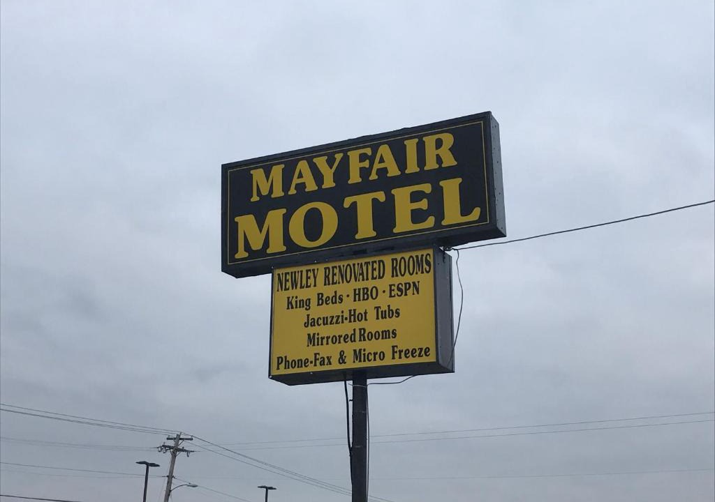 Sicklerville Hotel | Mayfair Motel