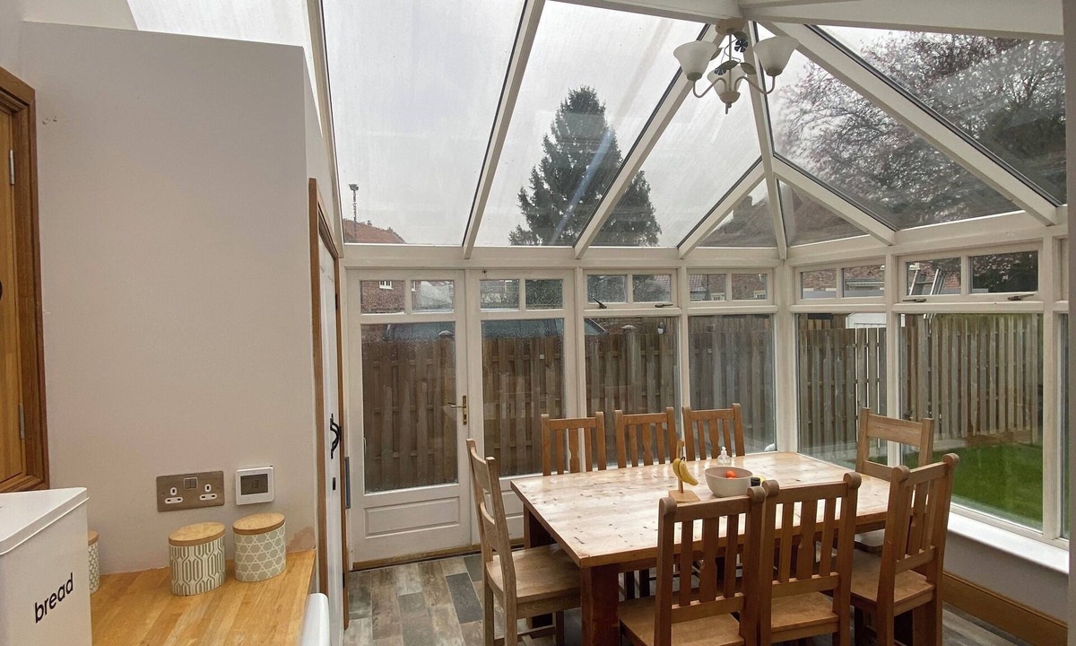 Cawood House | Maypole Farm Guest House