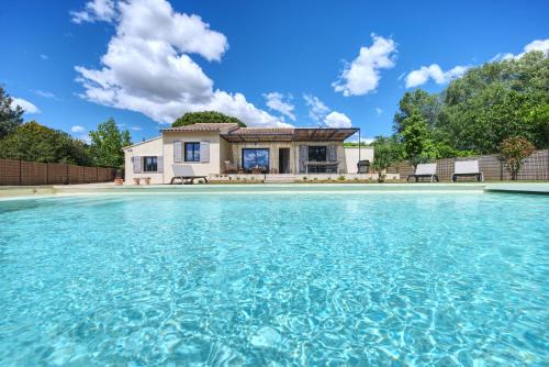 Paradou Villa | Mazet Brunelly