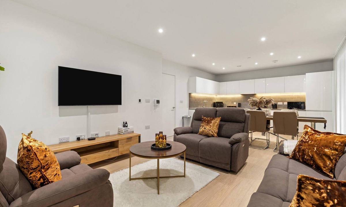 Royal Docks Apartment | MB Executive Homes