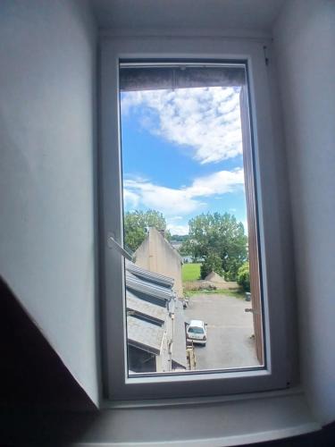 Herouville-Saint-Clair Apartment | Mbine Senghore