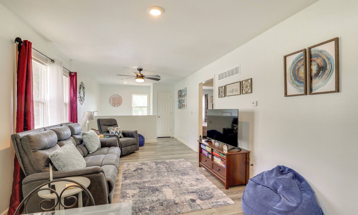 Independence Apartment | 'McBride Cul-De-Sac' Quiet Apt for Extended Stays