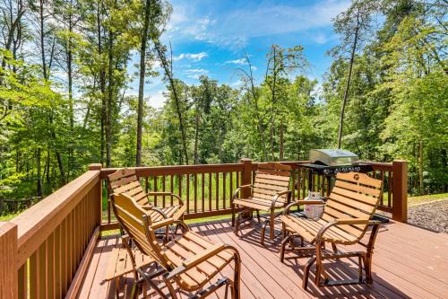 McCaysville House | McCaysville Cabin Fire Pit, BBQ and More!