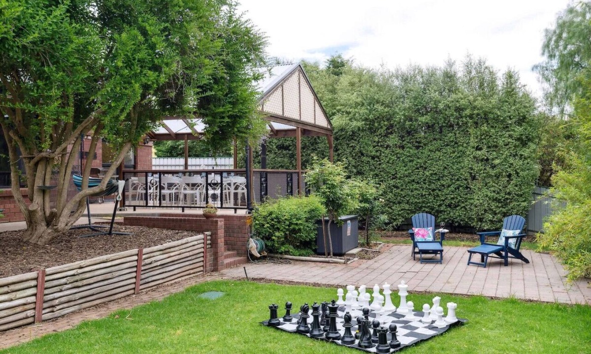 McLaren Vale House | McLaren Vale Tudor Home